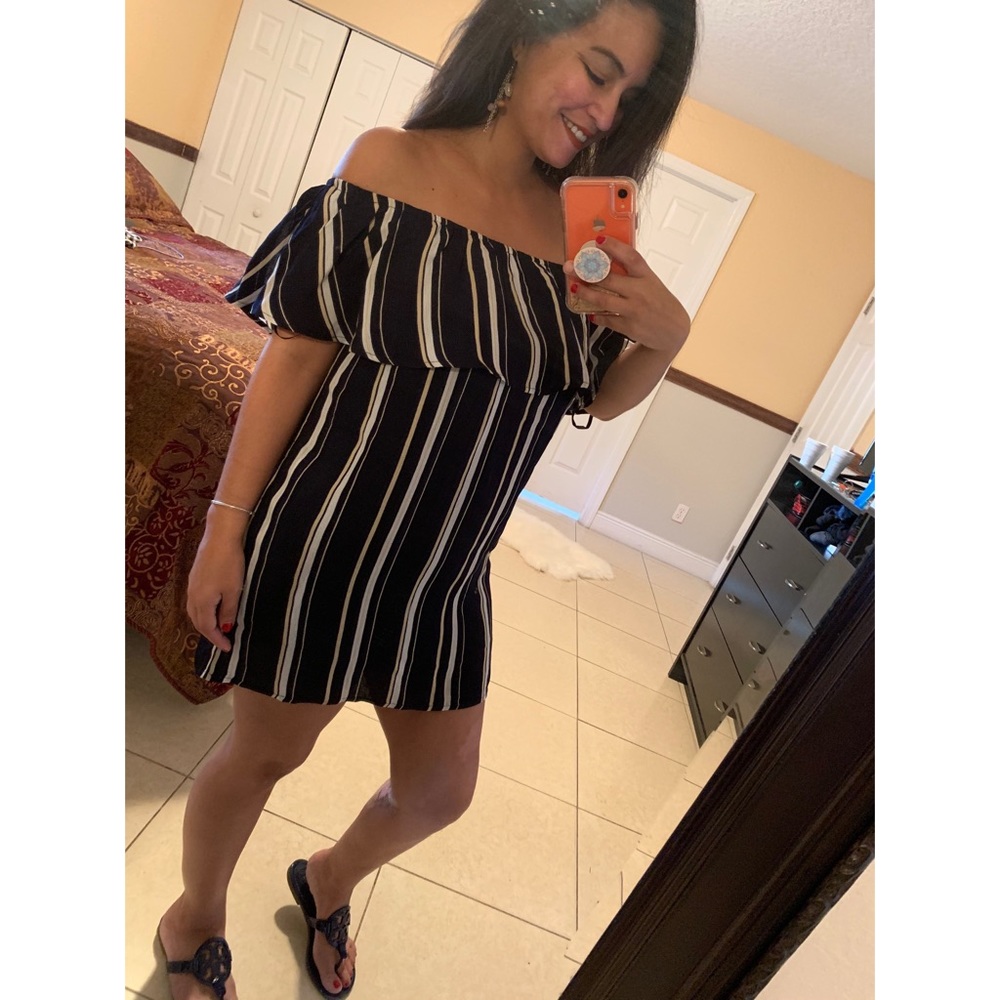 Brand new FOREVER 21 dress